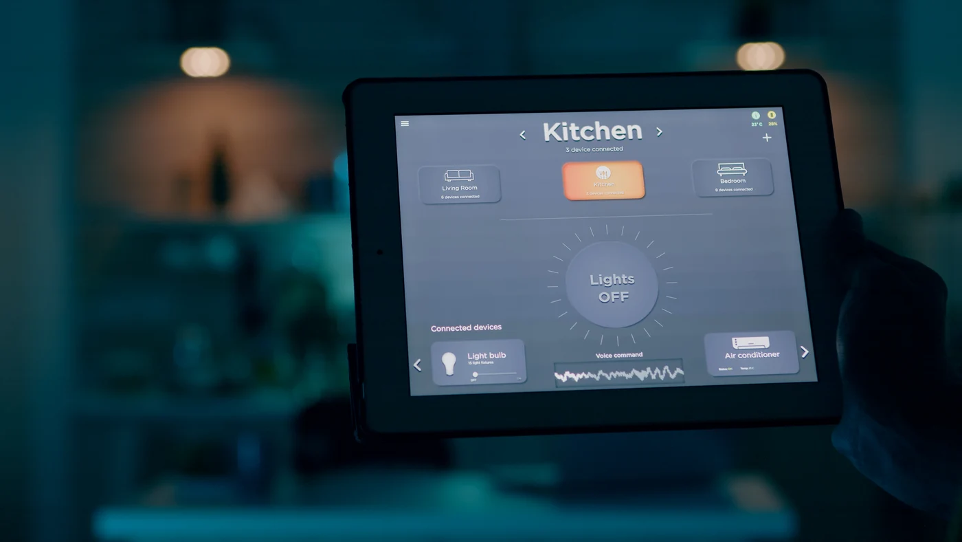 Tablet zur Steuerung der Beleuchtung in einem Smart Home